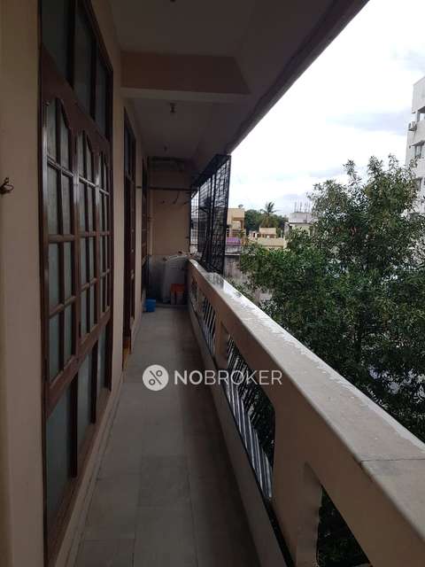 4 BHK Flat For Sale  In Nallakunta