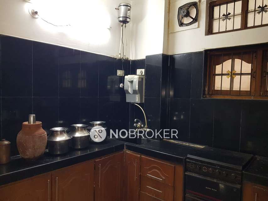 4 BHK Flat For Sale  In Nallakunta