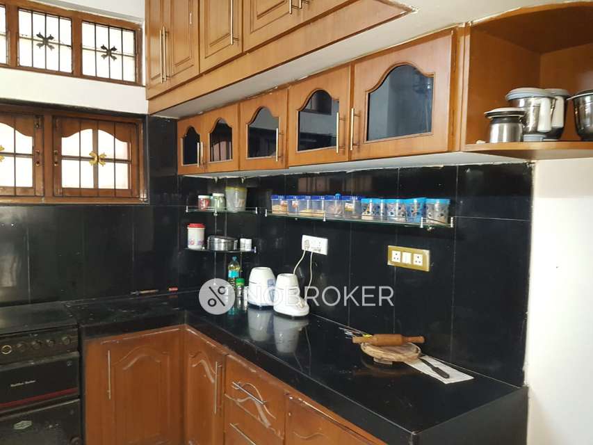 4 BHK Flat For Sale  In Nallakunta