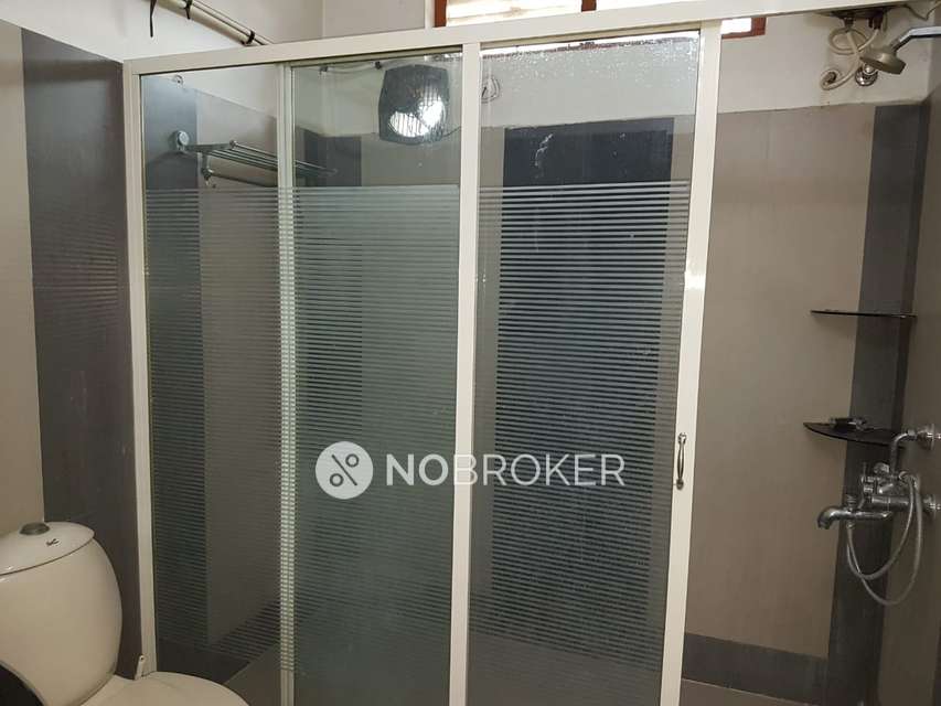 4 BHK Flat For Sale  In Nallakunta