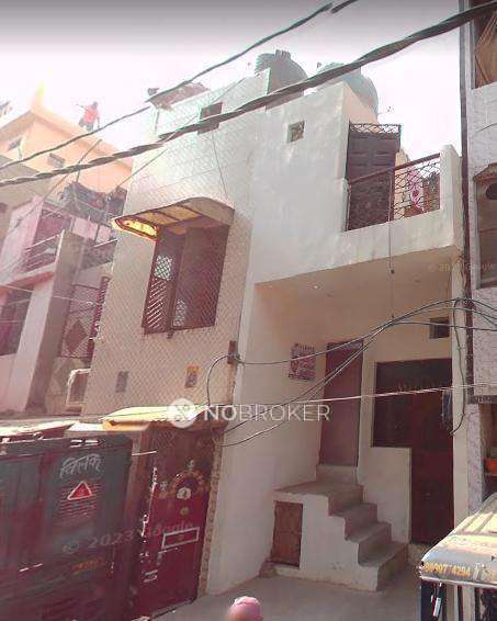 Shop in Sultan Puri, Delhi for sale 