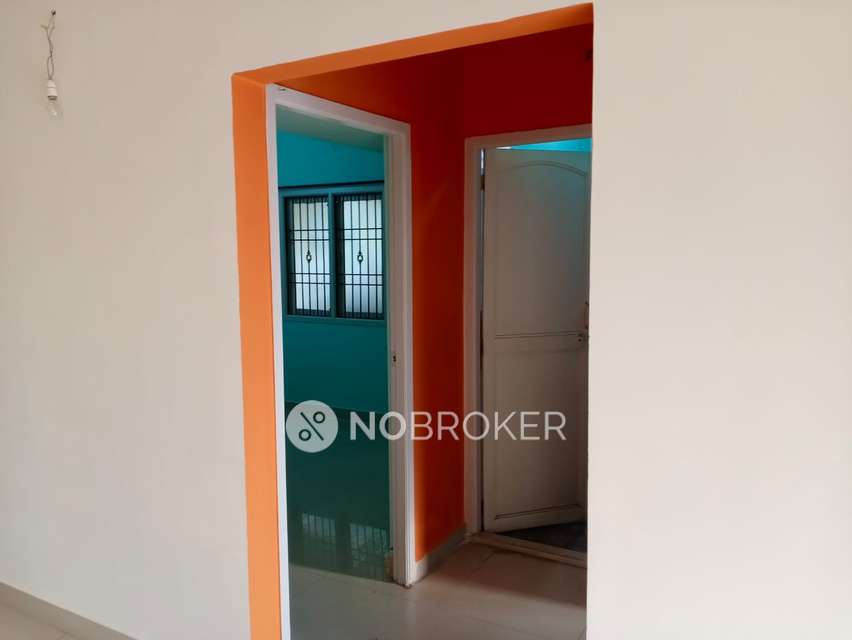 3 BHK Flat In Anirudh Prashanth Castle For Sale  In Pallikaranai