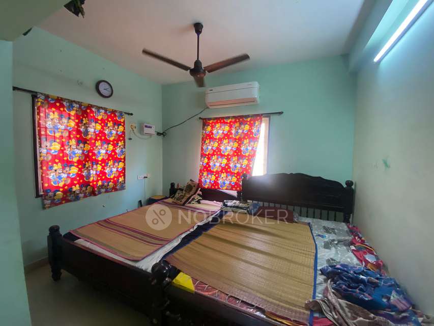 3 BHK Flat In Anirudh Prashanth Castle For Sale  In Pallikaranai