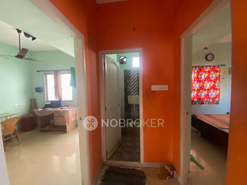 3 BHK Flat In Anirudh Prashanth Castle For Sale  In Pallikaranai