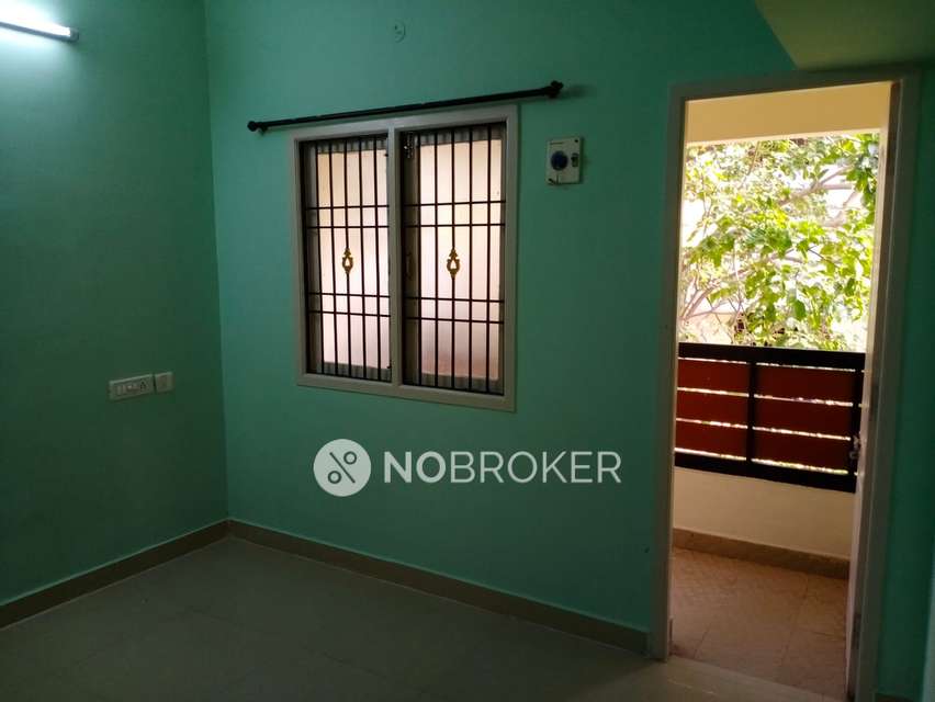 3 BHK Flat In Anirudh Prashanth Castle For Sale  In Pallikaranai