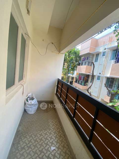 3 BHK Flat In Anirudh Prashanth Castle For Sale  In Pallikaranai