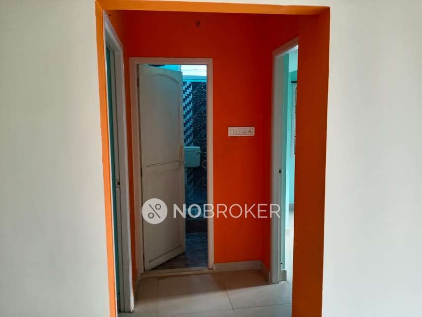 3 BHK Flat In Anirudh Prashanth Castle For Sale  In Pallikaranai