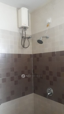 2 BHK Flat In Kalpataru Serenity for Rent  In Manjri Bk