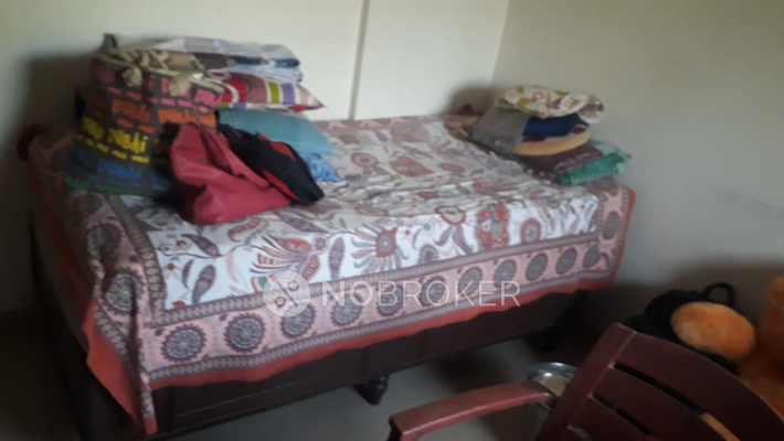 2 BHK Flat In Kalpataru Serenity for Rent  In Manjri Bk