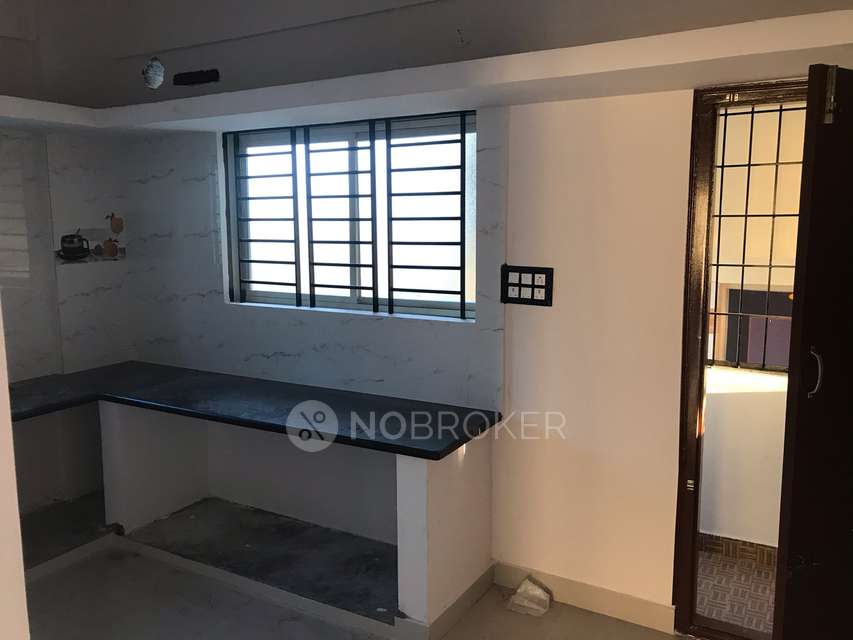 4+ BHK Flat In Stand Alone For Sale  In Krishnarajapura