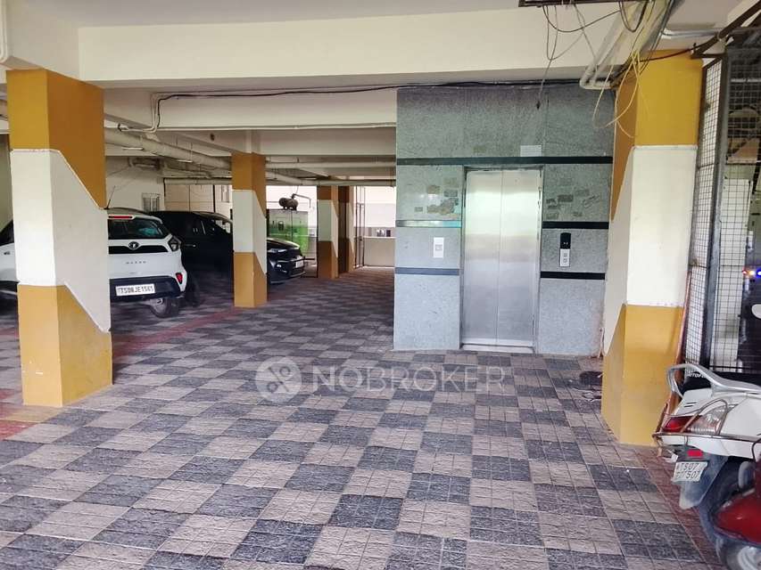 3 BHK Flat In Sarayu Spring Field For Sale  In Kukatpally