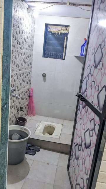 2 BHK Flat In Sai Shradha Cooperative Housing Society Limited For Sale  In Ghansoli 