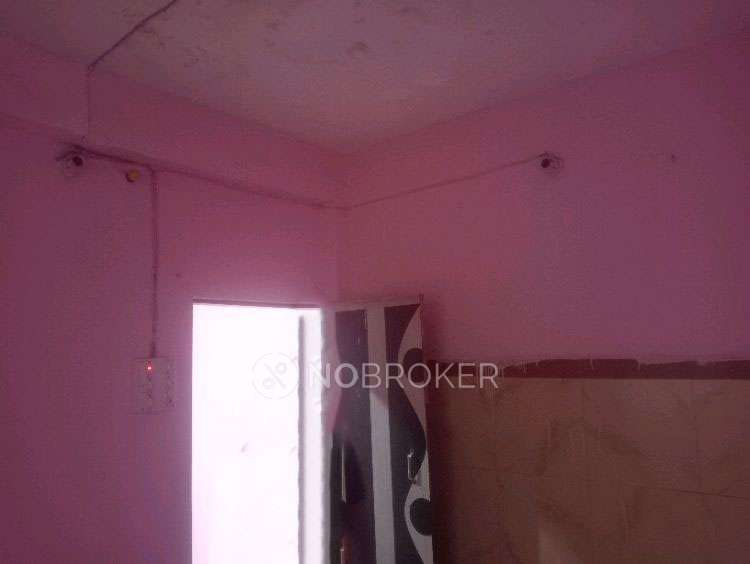 2 BHK Flat In Raoshan Manzil  for Rent  In Hindustan Hotel