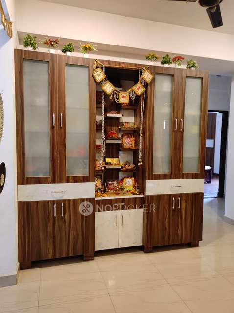 3 BHK Flat In Nimbus Express Park View I For Sale  In Chi V, 