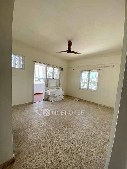 2 BHK Flat In Parsn Tower, Egmore For Sale  In Egmore