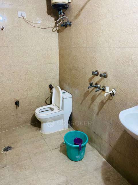 PG for Boys in Sector 66