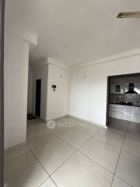 2 BHK Flat In Prestige Lakeside Habitat, For Sale  In Varthur