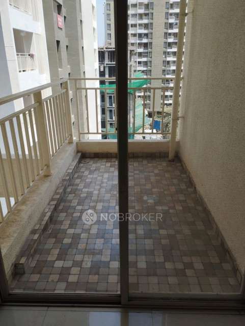 2 BHK Flat In Majestique Manhattan Phase Ii for Rent  In Wagholi