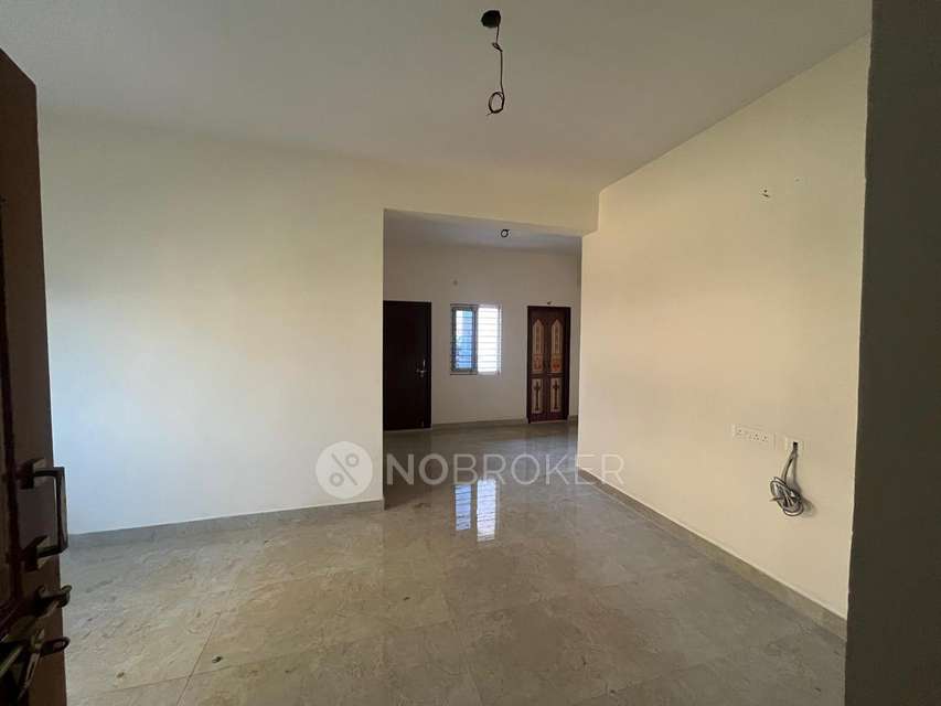 2 BHK Flat In Vaishnavi  Apartment  For Sale  In Kukatpally