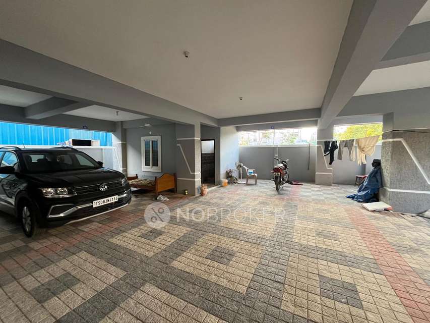 2 BHK Flat In Vaishnavi  Apartment  For Sale  In Kukatpally