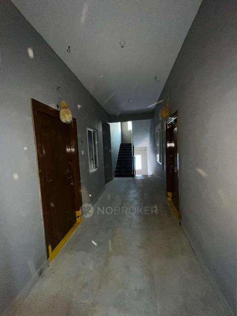 2 BHK Flat In Vaishnavi  Apartment  For Sale  In Kukatpally