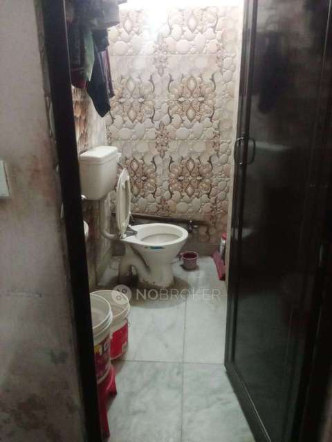 1 BHK Flat In Apartment For Sale  In Laxmi Nagar,