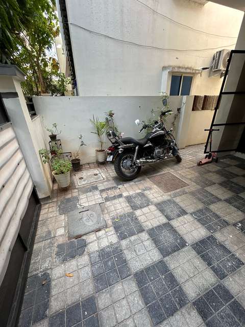 4 BHK House For Sale  In Peeramcheru Road
