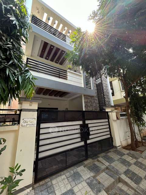 4 BHK House For Sale  In Peeramcheru Road