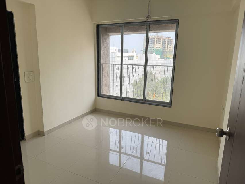 2 BHK Flat In Royal Heights For Sale  In Kandivali East