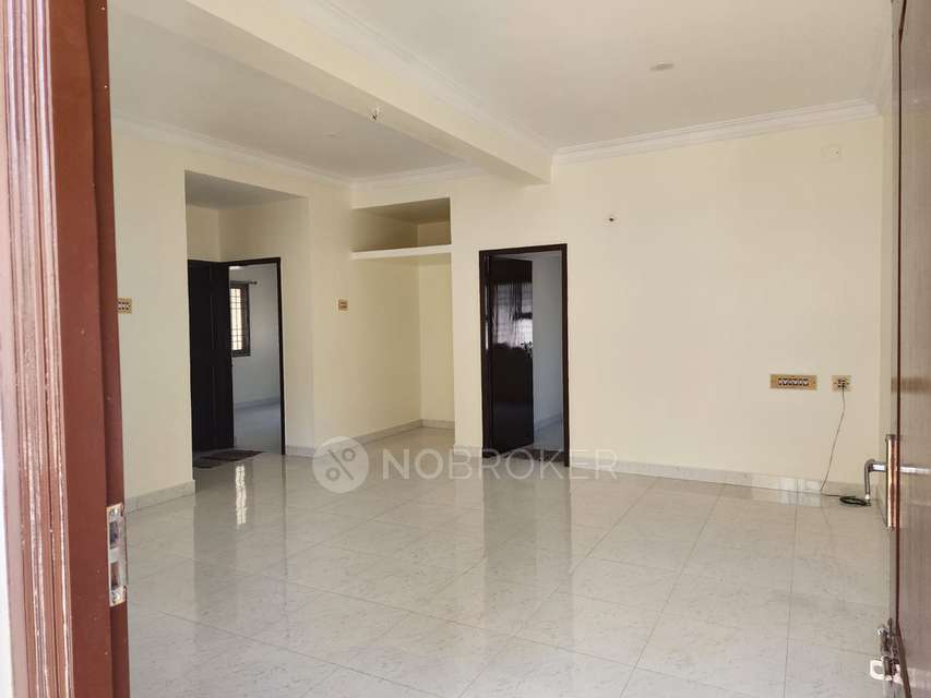 2 BHK Flat In S N Anirudh Apartment For Sale  In Kottivakkam