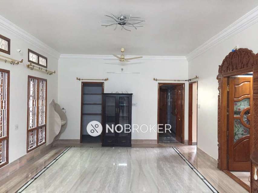 Showroom in Yelahanka New Town, Bangalore for Rent 