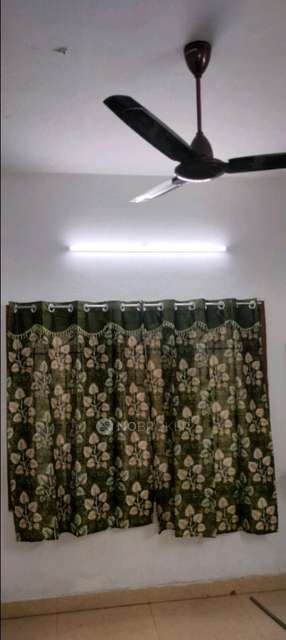 PG for Girls in Pallikaranai