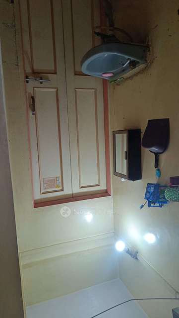 Shared Room for Female In 1 RK  In Atharav Apts In Shaniwar Peth