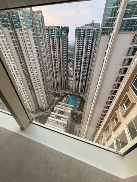 3 BHK Flat In Auro Kohinoor For Sale  In Kothaguda,