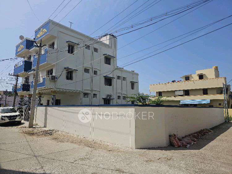 1 BHK Flat In Nirmala Apartment for Rent  In St.peter's College Of Engineering And Technology