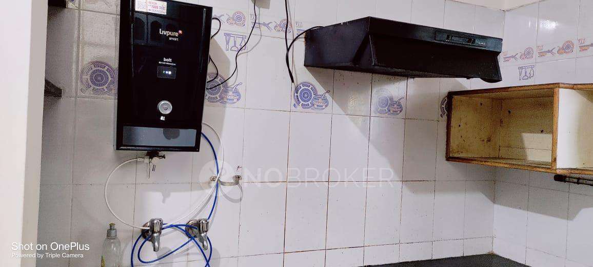 2 BHK Flat In Standalone Buildong for Rent  In Basaweshwara Nagar