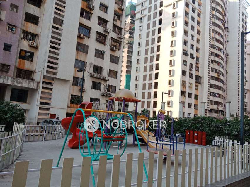 2 BHK Flat In Ivory Towers Chs Ltd For Sale  In Wadala East