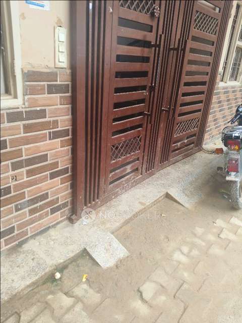 1 RK Flat for Rent  In Sector 17