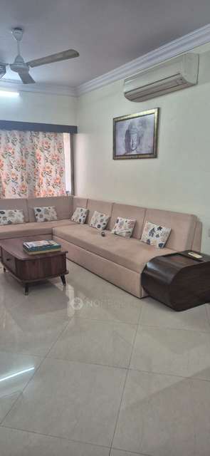 2 BHK Flat In Raheja Solitiare,  Goregaon West, Mumbai For Sale  In  Goregaon West, Mumbai
