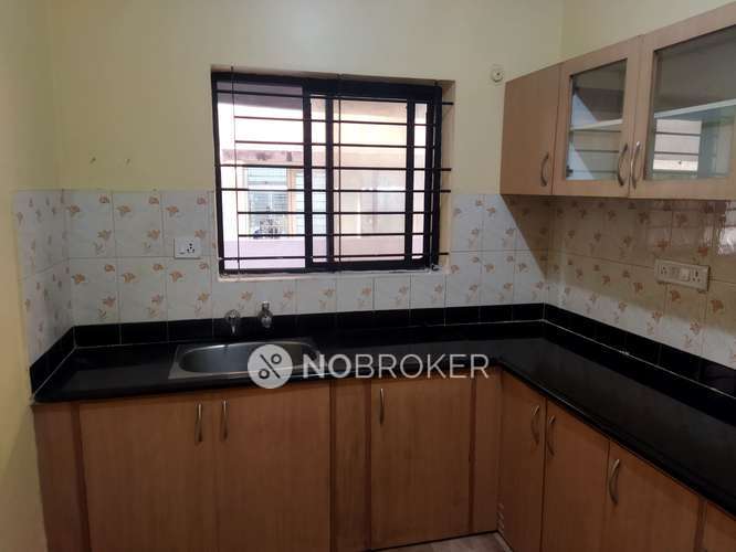 2 BHK Flat In Chamundi Emerald For Sale  In Btm Layout