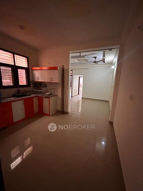 2 BHK Flat In Jagdamba Apartment For Sale  In Sadarpur