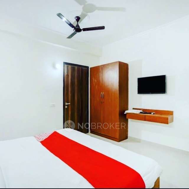 PG for Boys in Knowledge Park Iii