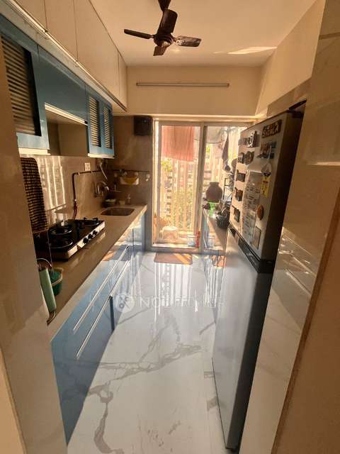 2 BHK Flat In Blumen , Vikhroli West For Sale  In Vikhroli