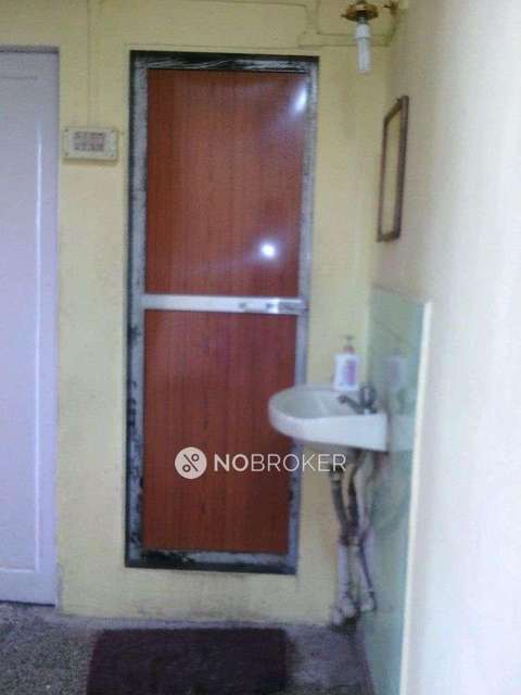 1 BHK Flat In Hakimi Chs For Sale  In Goregaon West