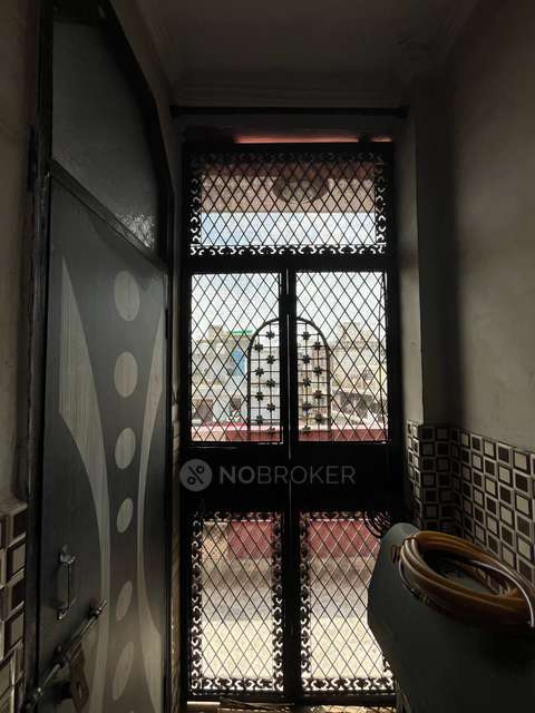 2 BHK Villa In Mukherjee Park Rwa Welfare Association For Sale  In Tilak Nagar