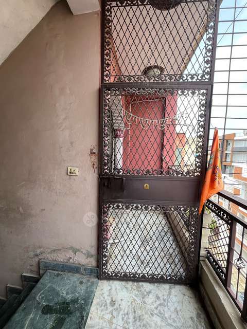2 BHK Villa In Mukherjee Park Rwa Welfare Association For Sale  In Tilak Nagar