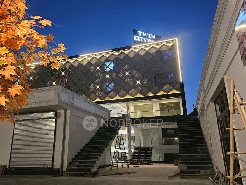 Shop in Sector 1, Greater_noida for sale 