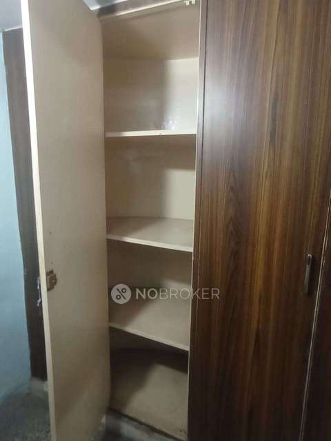 PG for Girls in Sector 16,