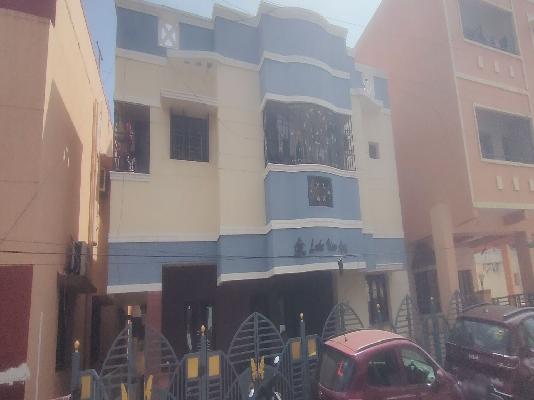 4 BHK Flat In Lake View Apartment For Sale  In Santhosapuram