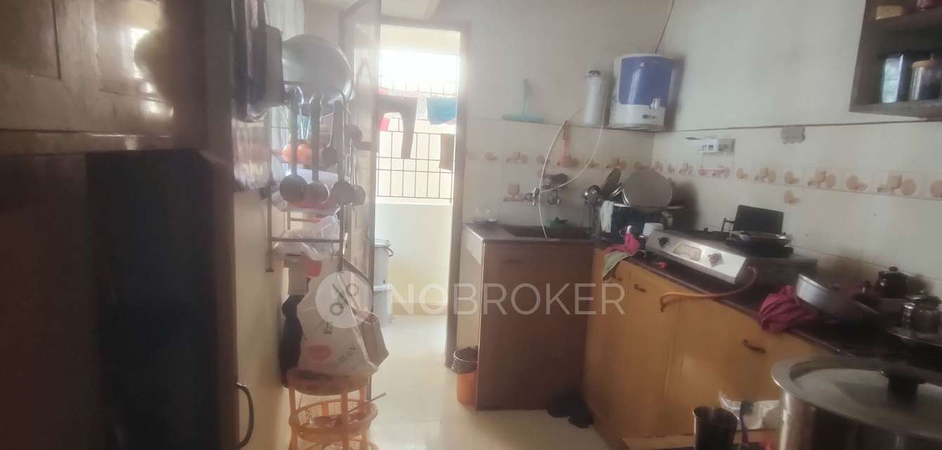 4 BHK Flat In Lake View Apartment For Sale  In Santhosapuram